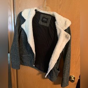 Ashley Outerwear size L